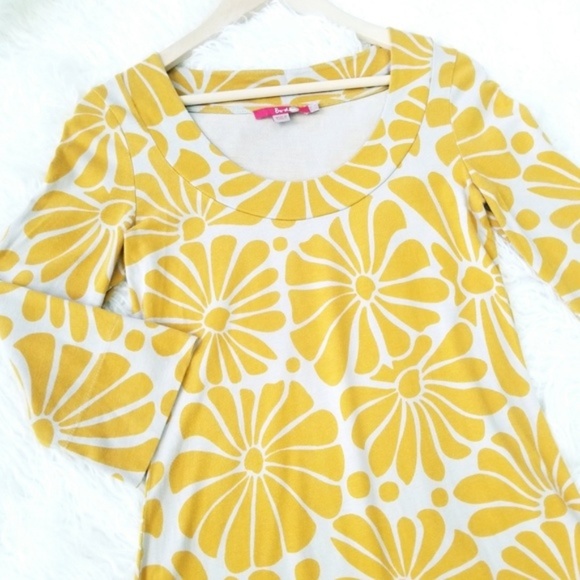 Boden Tops - Boden 60s 70s Hippie Yellow Flower Burst Tunic Top